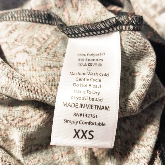 LulaRoe Carly Back and Red Abstract Print Swing Dress Size XXS - Picture 6 of 14